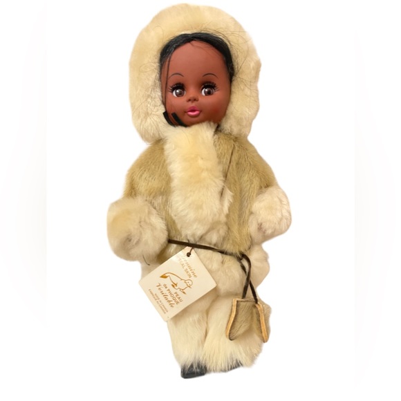 Vintage Other - Vintage Inuit sealskin doll 12”